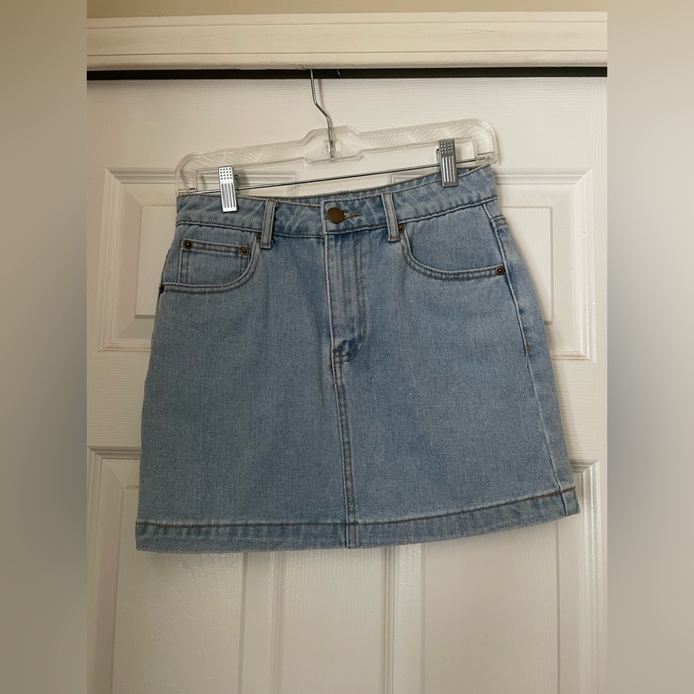 FOREVER 21- Denim Mini Skirt- S
